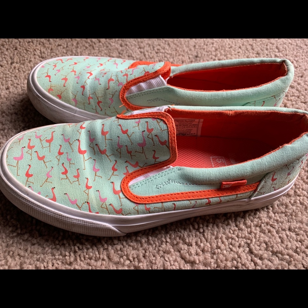 DC slip on shoes